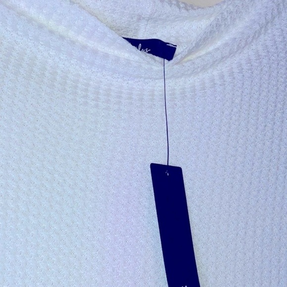 LULUS Cool White Thermal Long Sleeve Top Size M - Picture 7 of 10